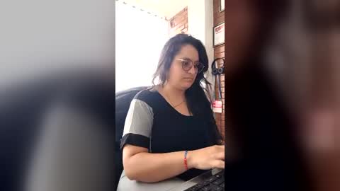 Julieta online show from 07.13.26
