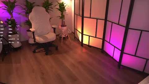 IG 1lau  1 X 1lau  1 online show from 06.18.26