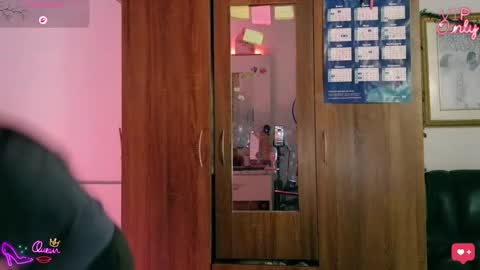 laujgray online show from 02.27.26