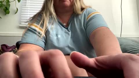 LauLauMa online show from 01.17.25