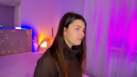 Laura online show from 04.09.26