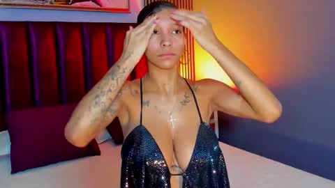 Laura online show from 03.10.26