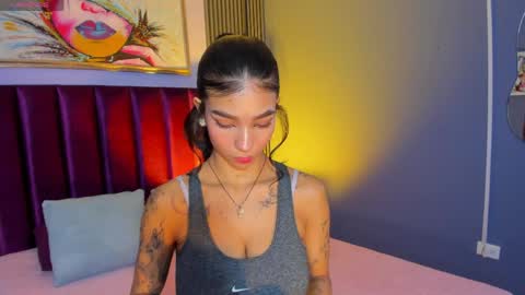 Laura online show from 04.09.26