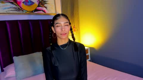 Laura online show from 04.15.26