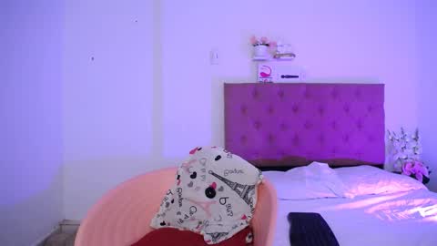 LAURA online show from 01.17.25