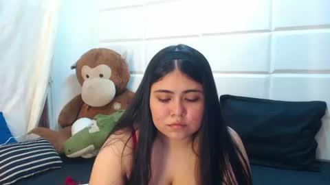 Snapshot of laura_copers chatting on 06.28.26 L A U R A online show from 06.28.26