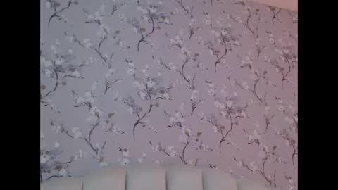 laura online show from 12.09.24