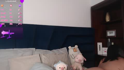 Snapshot of laura_golden1 chatting on 01.30.25 lLAURA online show from 01.30.25