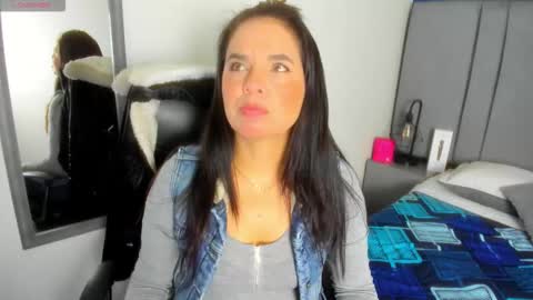 laura hotties online show from 02.02.26