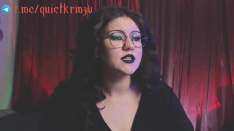Snapshot of laura_karamazov chatting on 01.23.25 Miss Laura online show from 01.23.25