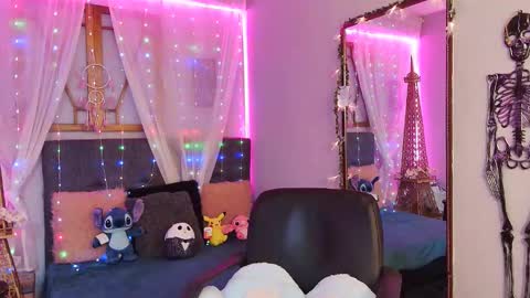 Kate  online show from 01.24.25