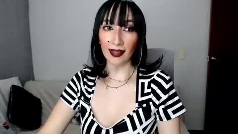 Laura online show from 07.03.26