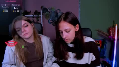 laura_queen_ online show from 10.06.25