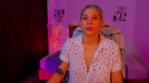 Laura Rose online show from 10.13.25