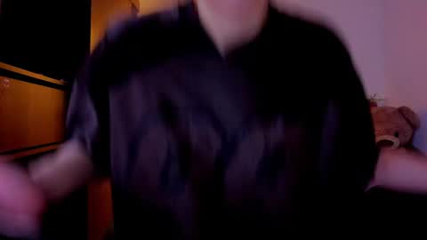 Laura Rose online show from 04.17.26