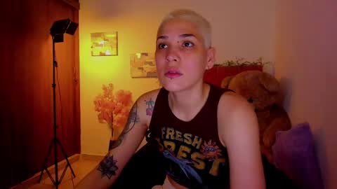 Laura Rose online show from 04.21.26