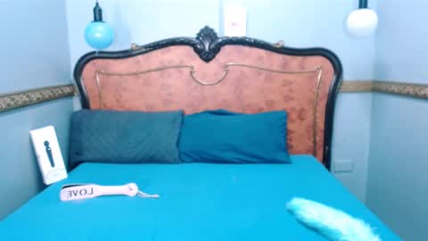 Laura online show from 02.26.25