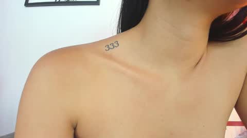 LAURA SOE online show from 03.03.25