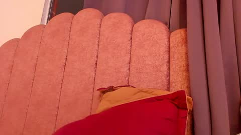 LAURA SOE online show from 04.17.26