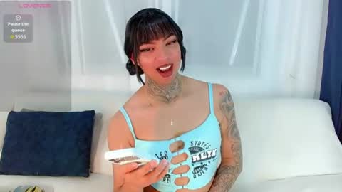 Snapshot of laura_sweet7 chatting on 07.15.26 Laura online show from 07.15.26
