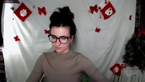 Laura online show from 01.05.25
