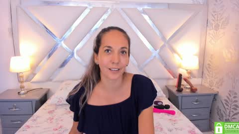 Laura online show from 12.02.24