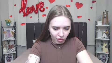 LauraHlot online show from 03.16.26