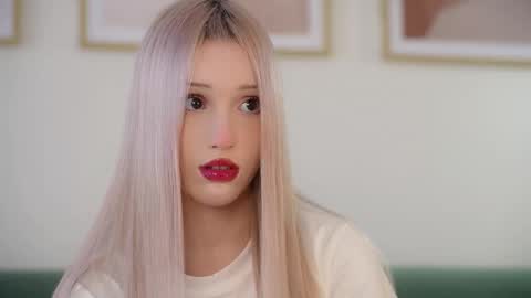 Laura online show from 09.30.25