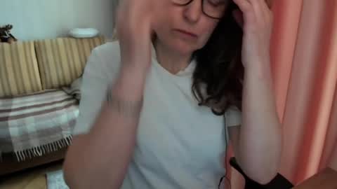 Lauraoven1 online show from 04.02.26