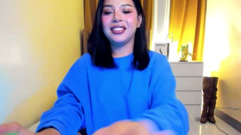 Your sweet Laura online show from 12.03.25