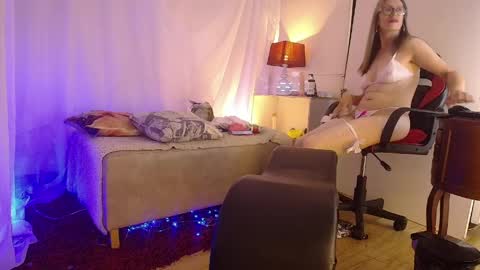 Laura Sofia online show from 04.01.26