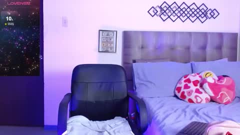 Laura online show from 01.29.25