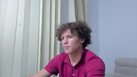 Snapshot of laureent__ chatting on 12.13.24 Laureent online show from 12.13.24