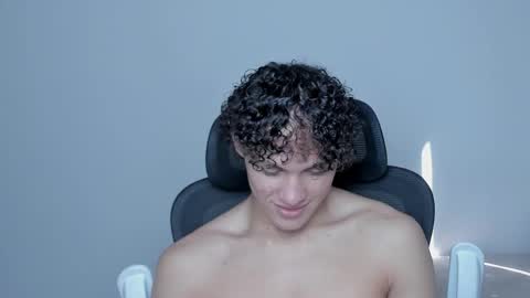 Laureent online show from 10.27.25