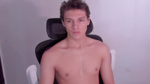 Laureent online show from 04.04.26