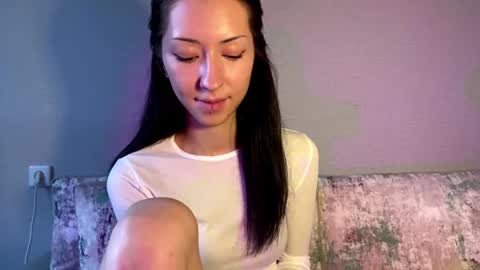 laurelimaino online show from 07.08.26