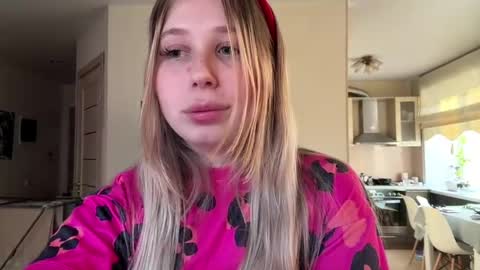 Chrissy online show from 04.24.26