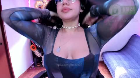 Snapshot of lauren_afrodita chatting on 12.15.24 Im Lauren independent model online show from 12.15.24