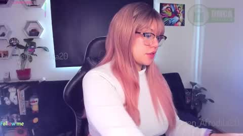  Im Lauren  independent model   online show from 11.23.25