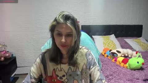 Lauren Independent model online show from 02.25.25