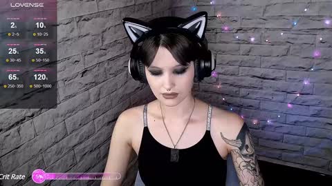 Snapshot of lauren_raquel chatting on 01.02.25 Eva online show from 01.02.25
