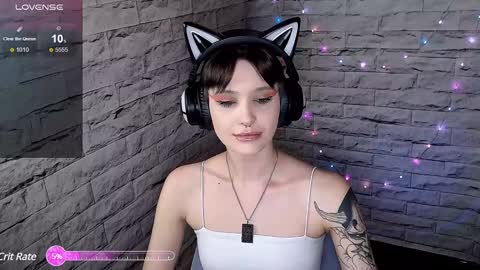 Snapshot of lauren_raquel chatting on 01.23.25 Eva online show from 01.23.25