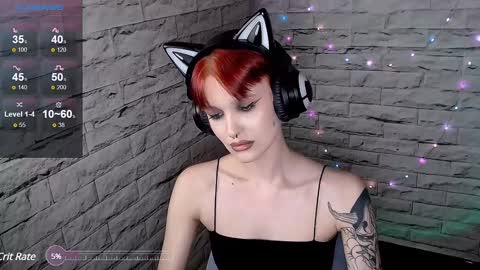 Snapshot of lauren_raquel chatting on 02.08.25 Eva online show from 02.08.25