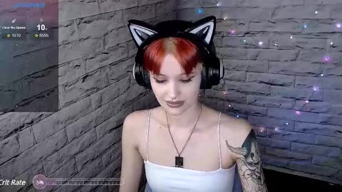 Snapshot of lauren_raquel chatting on 02.15.25 Eva online show from 02.15.25