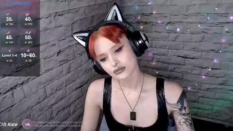Snapshot of lauren_raquel chatting on 02.16.25 Eva online show from 02.16.25