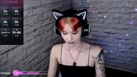 Snapshot of lauren_raquel chatting on 02.22.25 Eva online show from 02.22.25