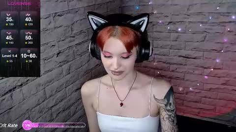 Snapshot of lauren_raquel chatting on 02.25.25 Eva online show from 02.25.25