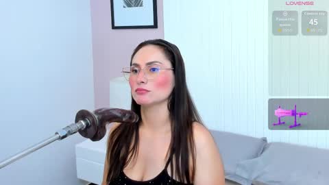 Snapshot of lauren_stone_ chatting on 05.22.26 lauren_stone_ online show from 05.22.26