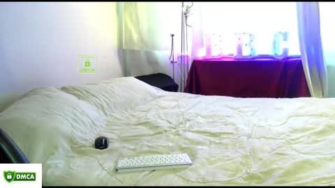 Lauren Abril online show from 02.11.25