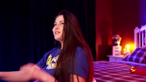 Snapshot of laurenbrite chatting on 02.22.25 Lauren Brite online show from 02.22.25